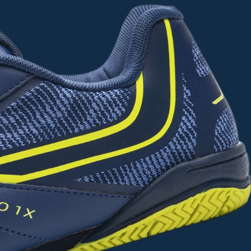 court badminton shoes