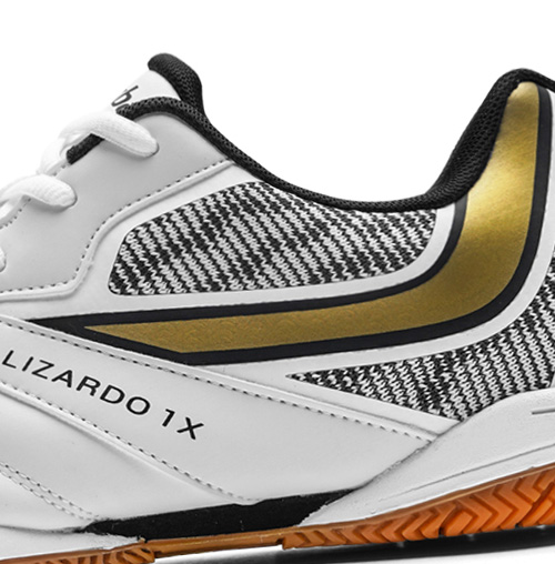 court badminton shoes