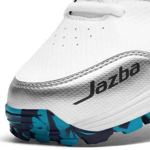 branded cricket shoes