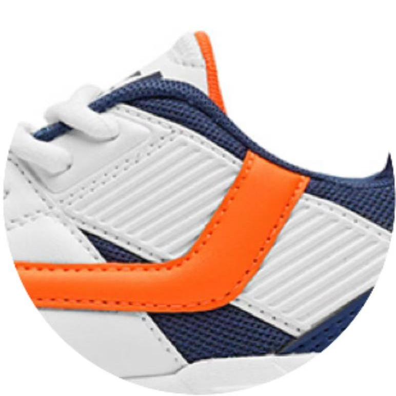 sports shoes for cricket 